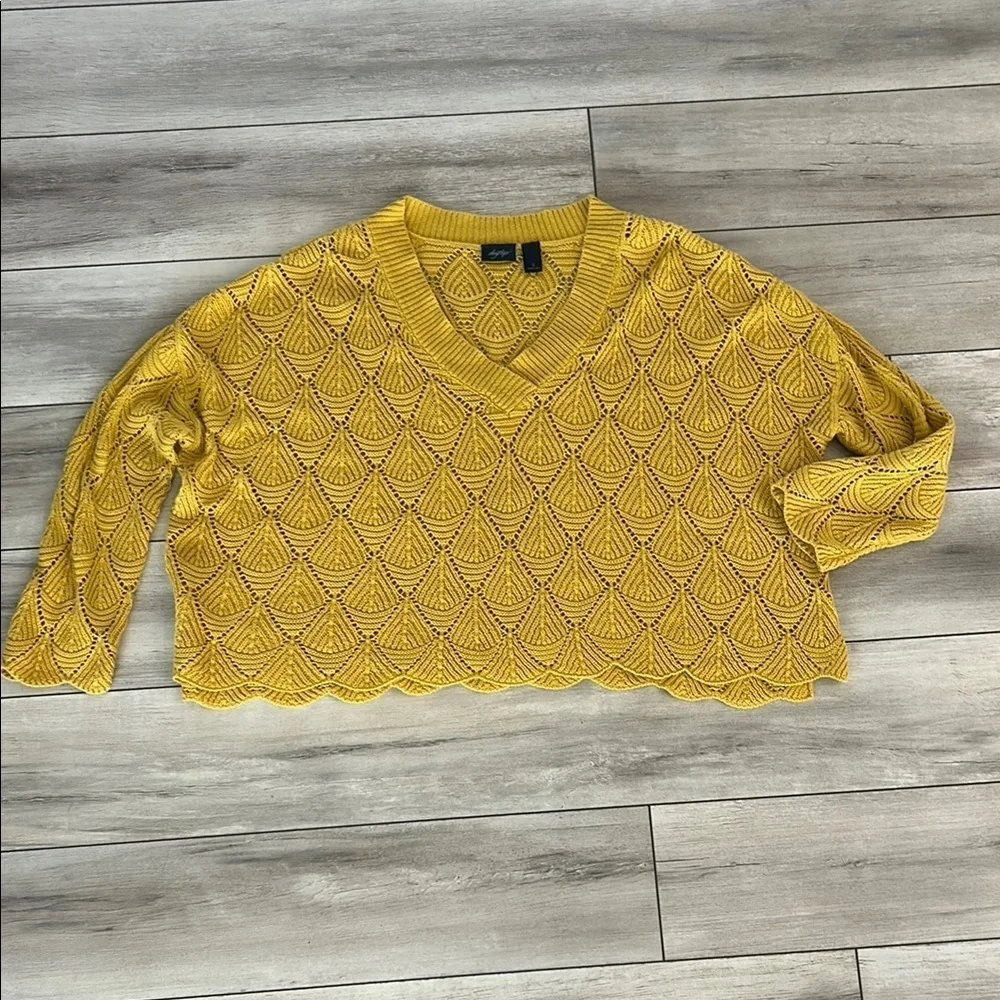 Daytrip yellow oversized